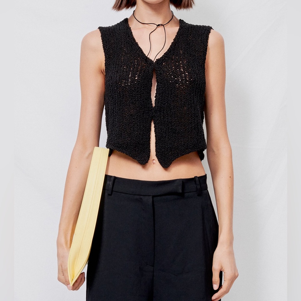 TheOpen Product V Neck Knit Vest - OS